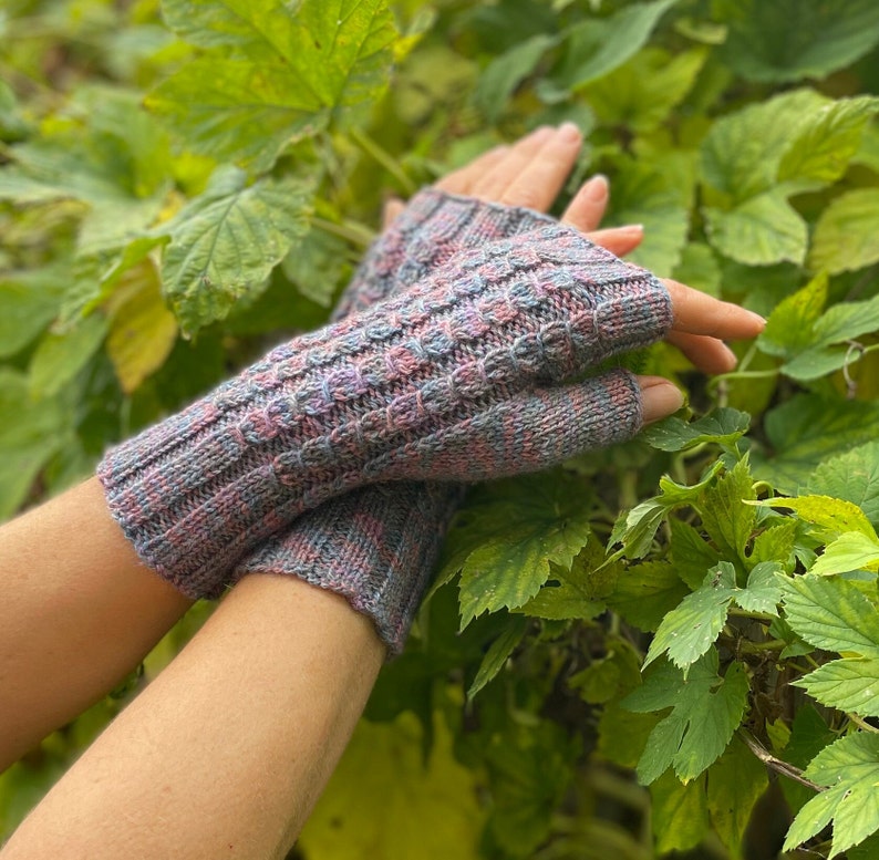 Poignets en laine Poignets tricotés Poignets pour les mains Poignets pour les mains Poignets chauffants pour le pouls image 1