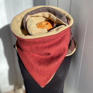 duży dwustronny szalik z polaru i chodu zapinany na guziki, szalik polarowy, szalik zimowy, szalik do owijania, szalik, szalik do chodzenia, prezent, ciepły szalik