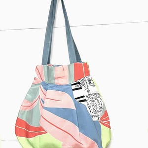 Bucket bag, tote, shoulder bag, floral, boho