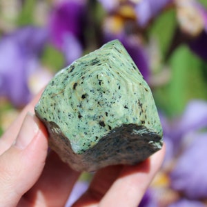 Dragi Jade Top Polished Point, Dragon Jade, Nephrite Protection Crystal Gemstone