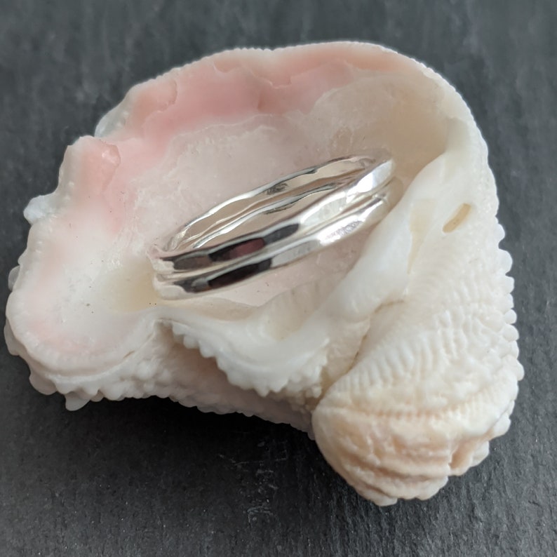 Set of 2 hammered stacking silver rings thin band hammer textured