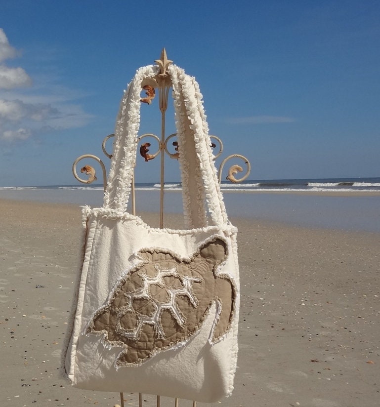 Quilted Beach Bag Turtle Calm main image 1