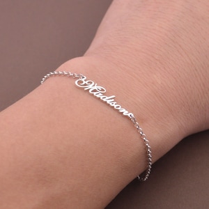 Personalized name bracelet-nameplate bracelet-women name image 1