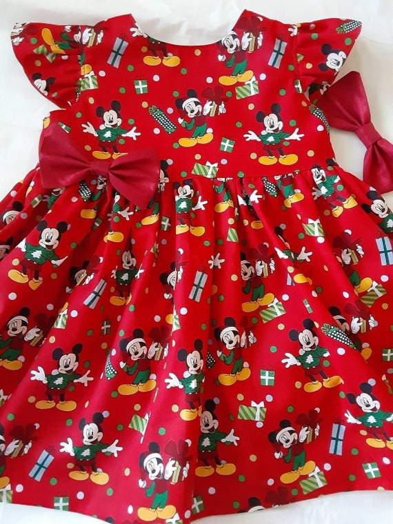 Robe de Noel Mickey Mouse Robe de Noel MICKEY MOUSE Robe Mickey rouge flottante ou sans manches de 3 mois a 6 ans. Fait main par BabyCuteBaby.etsy Etsy Canada