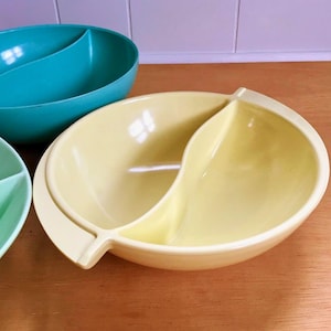 Mid Century Modern Boonton Winged Serving Dish, 1960s Melamine/Melmac Divided Bowl, Butter Yellow, 605