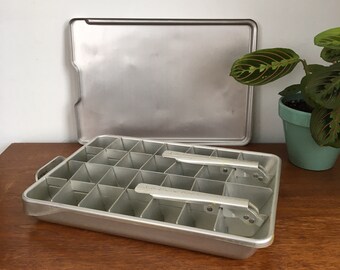 Vintage Embossed Aluminum Serving Tray Decorative Fluted Silver Round Tray Floral Motif Candy Dish Retro Hollywood Regency Catchall Gift Her