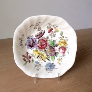 Johnson Brothers Sheraton Serving Bowl, Johnson Bros Cereal Bowl, Soup Bowl
