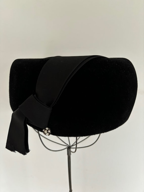 Vintage Gene Doris Black Velvet Hat, Tilt, Pillbox