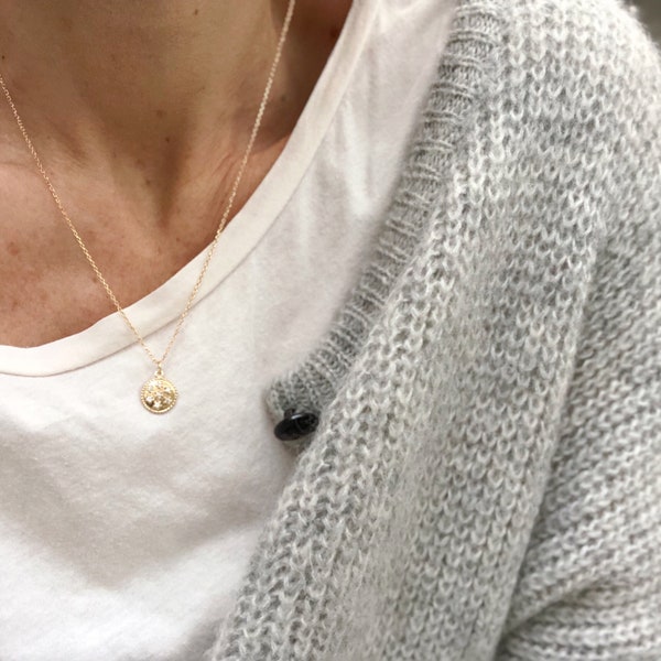 Le collier mini médaille