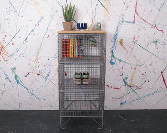 Single Metal Locker with Oak Top