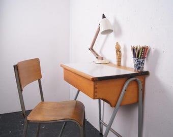Single Metal Legged School Desk and Chair Sets