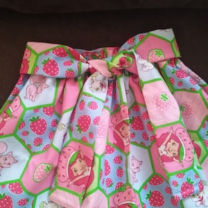 Cute Strawberry shortcake skirt, baby girl birthday outfit.