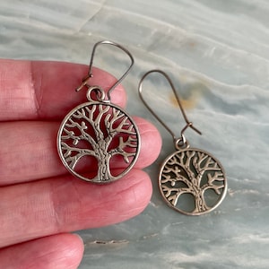 Silver Tone Tree of Life Earrings / Hook Earrings / Gift for Her / Tree of Life / Family Tree / Family Jewelry / Tree Jewelry / Tree Earring