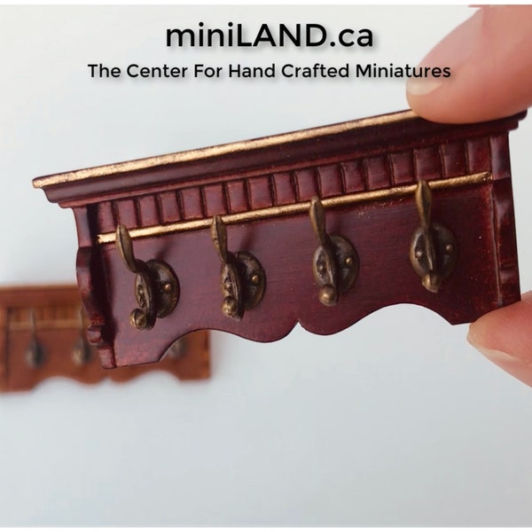 Cintres en métal en bois en acajou victorien pour miniature de maison de poupée 1:12