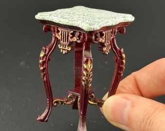 Carved and mahogany-wood exquisite tall end table stand Victorian period for dollhouse miniature 1:12 gold details Y3553