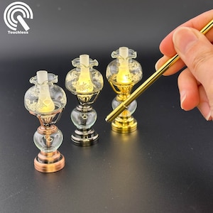 Miniatur Touchless Betrieb mit Stab 1:12 stehende Öl Lampe Licht Puppenhaus No-Touch No-Schalter Stick Tabletop / Hänge Glas Lampenschirm