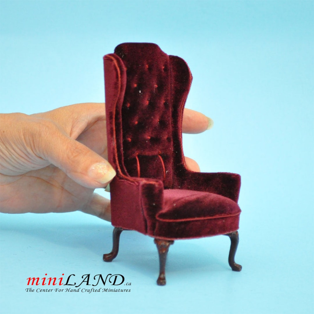 Luxurious Elegant Quality Tall Wingback Chair Royal Red Velvet for