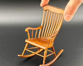 ヴィンテージ コンコード ミニチュア 木製ロッキングチェア 編み込み