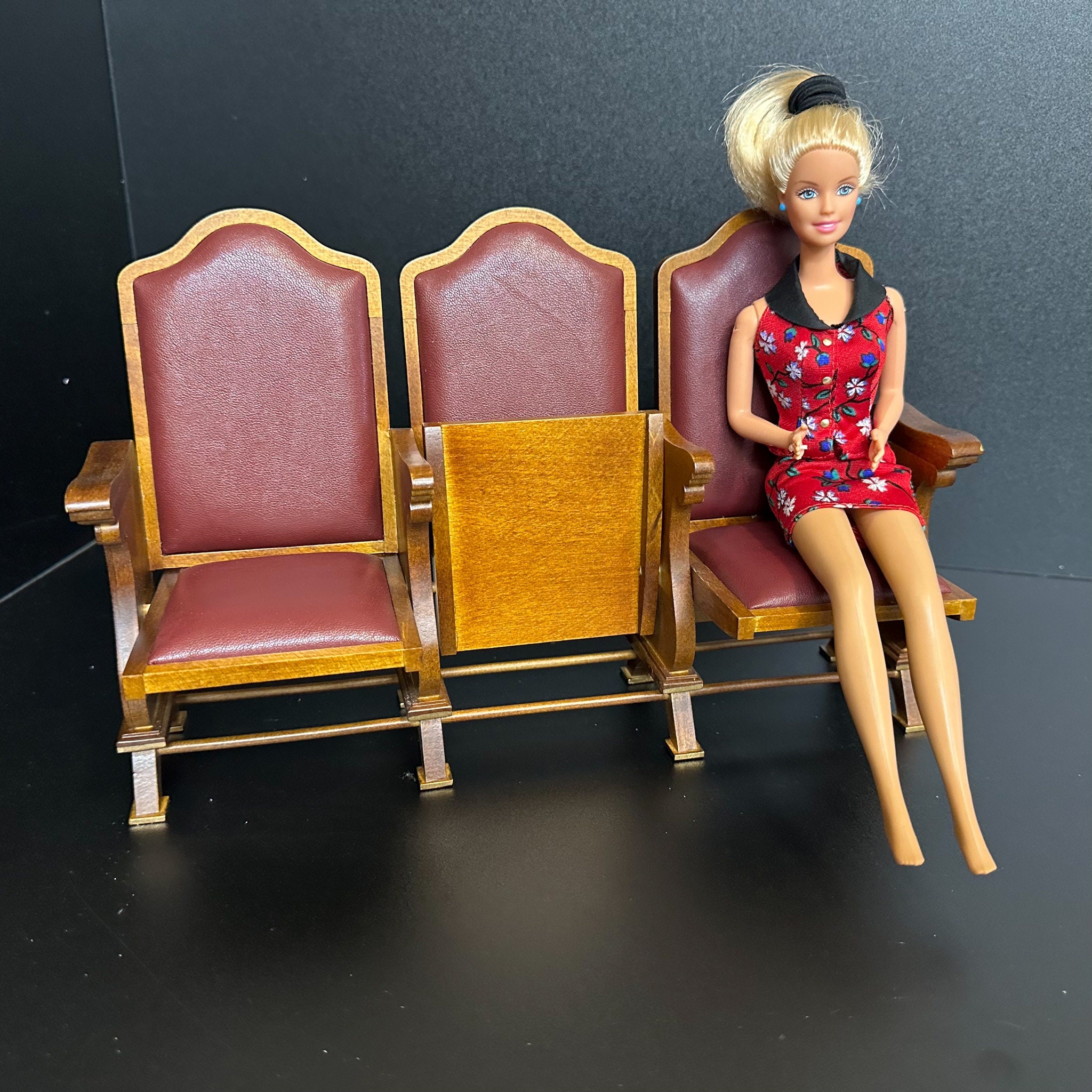 1:6 Scale Miniature Triple Seats Theatre CHAIR Dollhouse Cinema