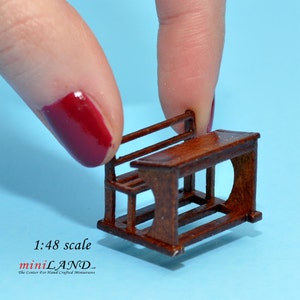 1:48 1/4" quarter scale scholl kid child desk Top quality walnut dollhouse  miniature