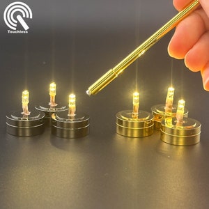 Miniatur 3tlg. DIY LED Superhelle Basis für Puppenstube mit Stab 1:12 Berührungslos für Puppenstube oder Puppenhaus (3er Set).