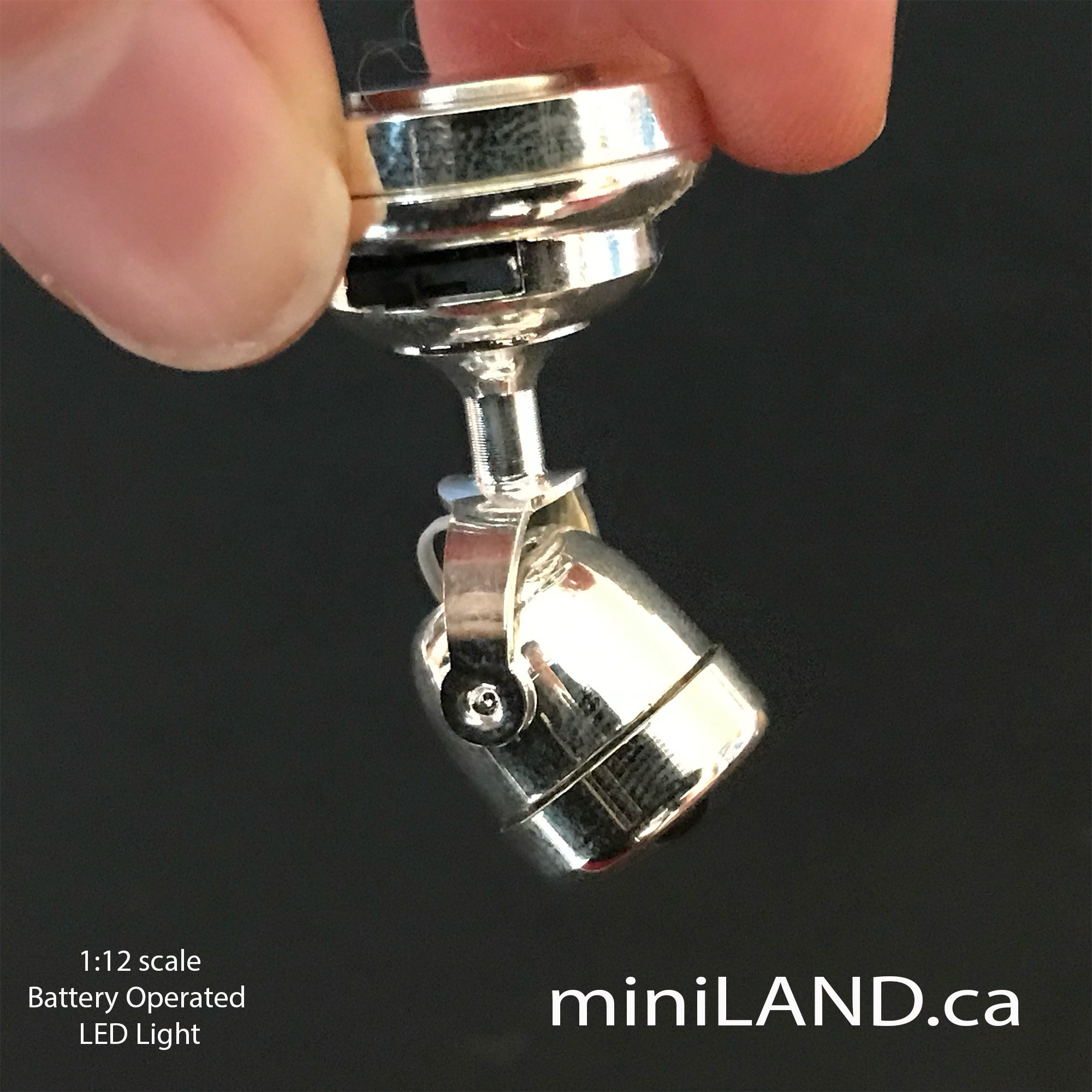 Miniatur-Spot Led-Batterie-Licht-SILBER-Lampe mit Ein / Aus-Schalter für  Puppenhaus-Miniaturen im Maßstab 1:12 - .de