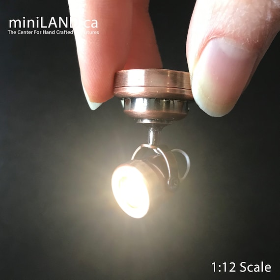 Miniatur Spot KUPFER Lampe mit Ein / Aus Schalter für 1:12 Miniaturen Led Batterie Licht