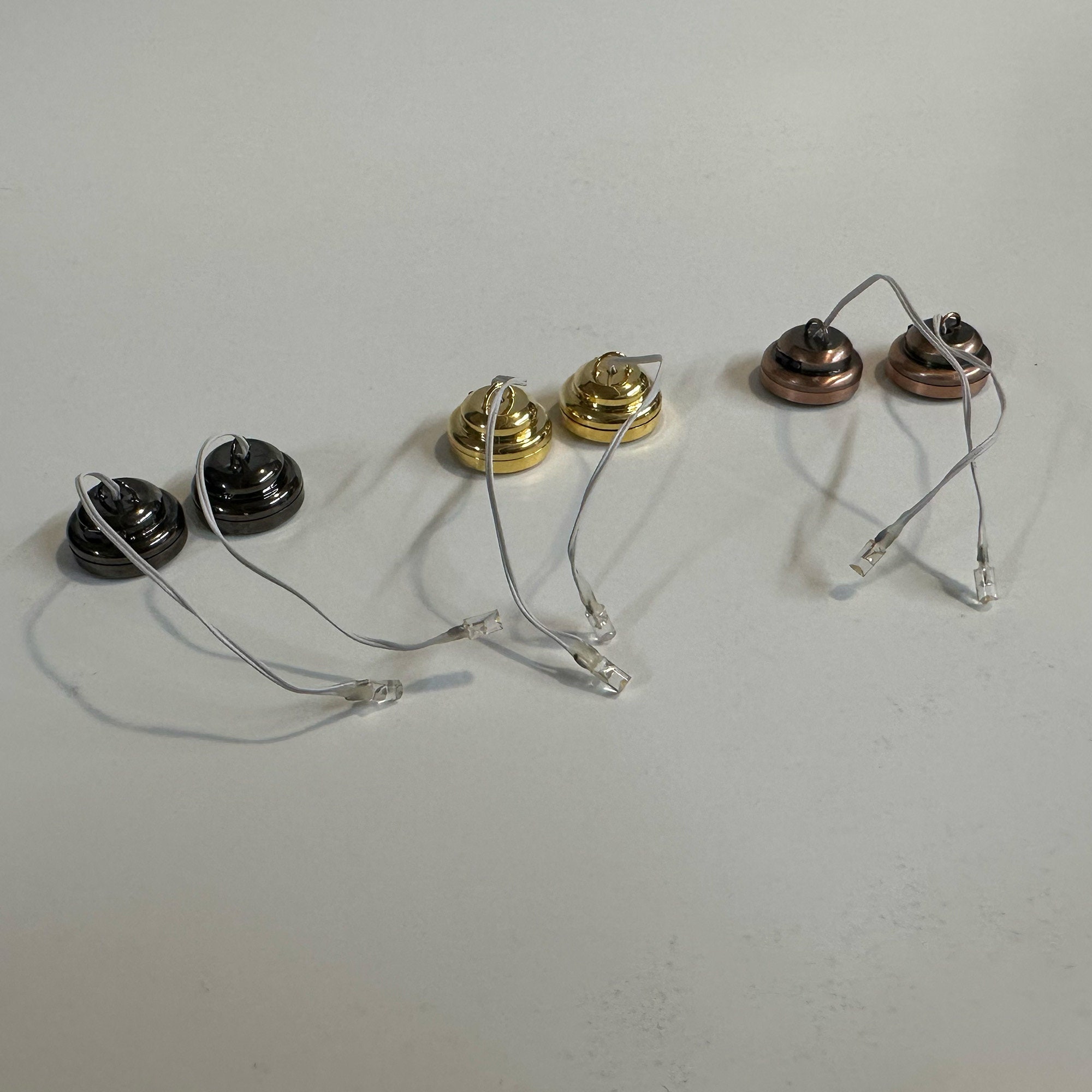 Luci e lampade in metallo scala 1:12 per case di bambole e miniature | Acquisti Online su