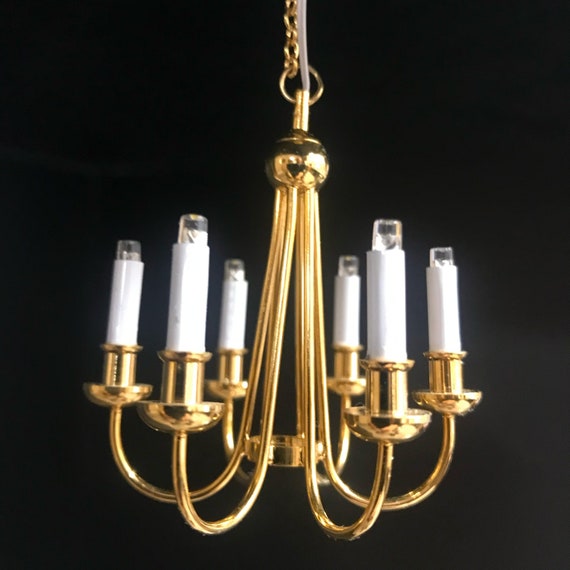 Kit Luminaire Lustre 6 Ampoules Miniature Maison De Poupée 1:12 – Fonctionne Sur Piles – DIY & Artiste