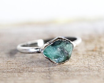 Raw Emerald Ring - May Birthstone Jewelry - Natural Stone Ring