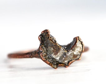 Meteorite Ring - Campo del Cielo Meteorite - Copper Ring - Geekery Collector Gift - Astronomy Gift