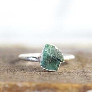 Raw Emerald Ring May Birthstone Jewelry Natural Stone Ring solid silver