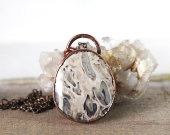 Palm Root Necklace - Petrified Wood Pendant - Fossilized Wood