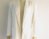 Minimal White Jacket. Chic 80s 90s white blazer. Structured white jacket. White tuxedo jacket. White evening jacket