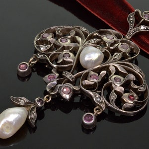 Antique Georgian Pendant 9K Gold Silver Diamond Pearl Garnet C.1790