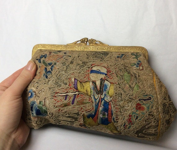 Embroidered oriental clutch - vintage handbag - e… - image 3