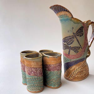 Dragonfly Design Krug-Set mit vier Tassen Keramik handgefertigt, mikrowellen- und spülmaschinenfest