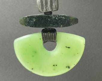 Hand-Carved Jade Pendant Necklace: Elegant Natural Gemstone Jewelry