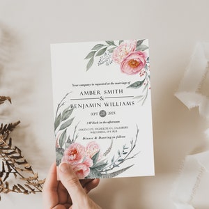 Beispiel für Boho Hochzeitseinladung und Umschlag. Personalisiert und professionell mit Ihren Angaben bedruckt. Boho Blumenmuster.