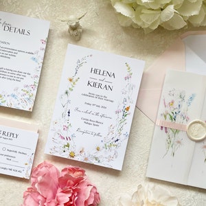 Elegante Spring Prairie Perlmutt-Hochzeitsreihe mit U.S.P., Gäste-Info & Wachssiegel - anpassbare und koordinierende Extras verfügbar