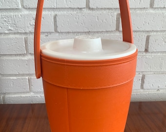 Vintage Rubbermaid Orange Ice Bucket