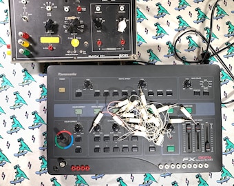 SOUNDWAVE III >> OLED Audio Spectrum Analyzer + Waveform