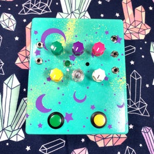 PURPLE RAIN Supreme Supreme // dusted 12-Bit Audio Computer // CV & Gate input expansion // Lofi Compression Filter Bit Crush Freeze Sampler