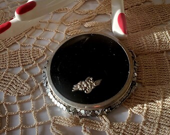 Midcentury Compact, Powder Compact with Mirror, Silver Mesh with Black Enamel Lid, Mad Men, Pin Up Girl, Mother's Day Gift, Treasures