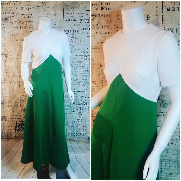 1970s Green and White Maxi Dress Handcrafted l Vintage 1970s Boho Hippie Hipster Bohemian Streetwear Maxi Dress Size Small to Medium