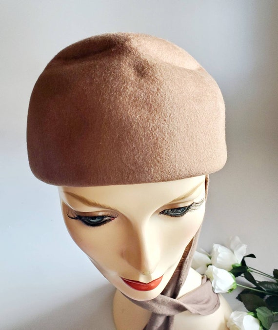 Taupe Zephyr Felt Hat, Long Ties, Vintage Hat, Ladies… Gem