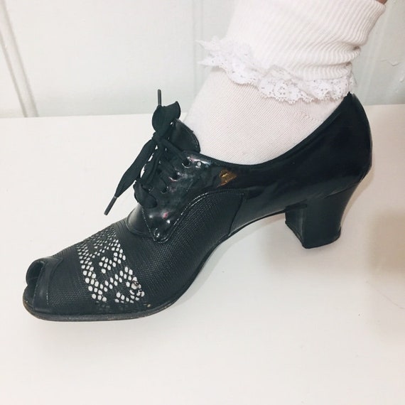 1940s Oxford Shoes for Ladies by Dr. Locke Size 8N