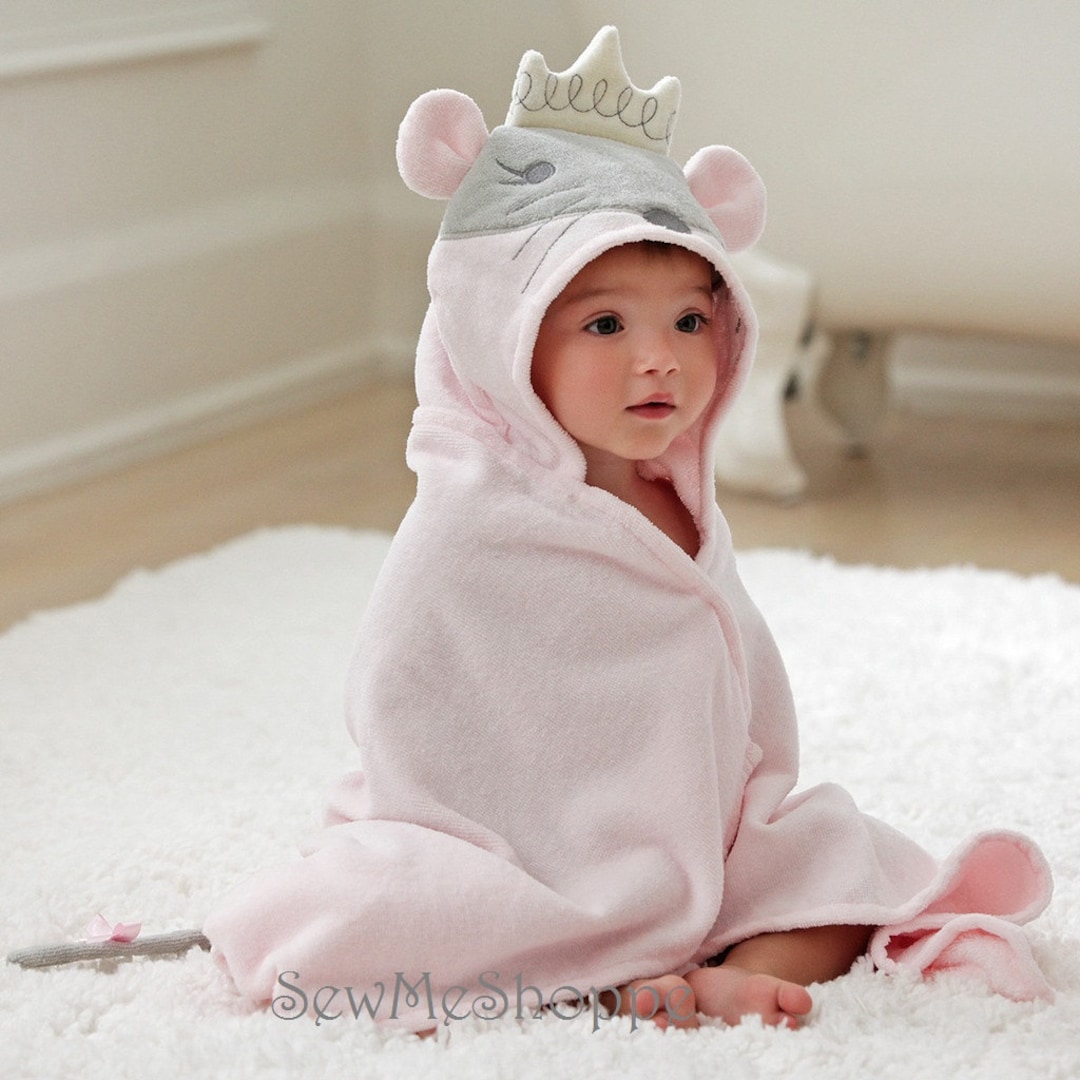 Personalized Hooded Towel/princess Mouse Bath Wrap Infant