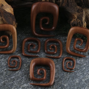 Saba Wood Square Spirals