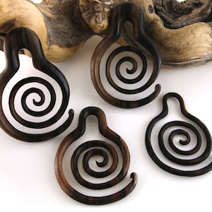 Tortile Wooden Hoop Hangers Plugs Sizes / Gauges (8 Gauge - 1/2&quot;) 1 Pair, Stretched Ears, Organic Plugs